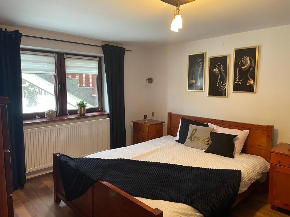 Apartamenty I Pokoje U Staszelow Poronin Dış mekan fotoğraf